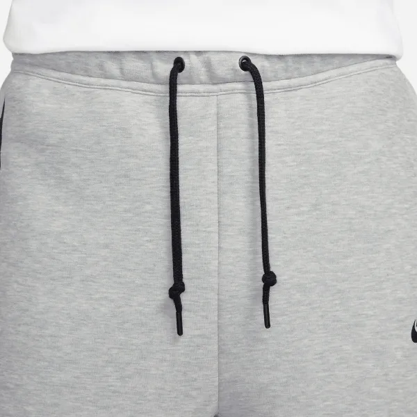 Nike Tech Fleece 