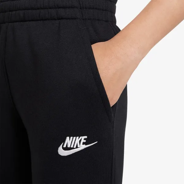Nike Club 