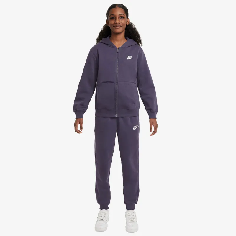 Nike Sportswear Club 