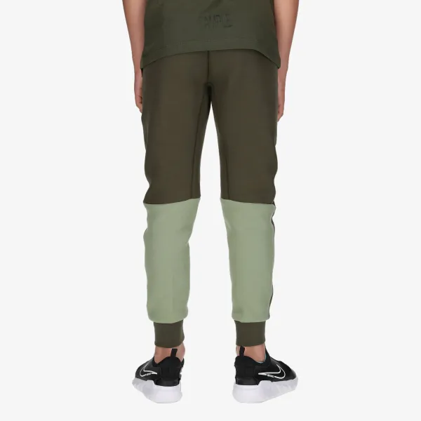 Nike Sportswear Tech Fleece 