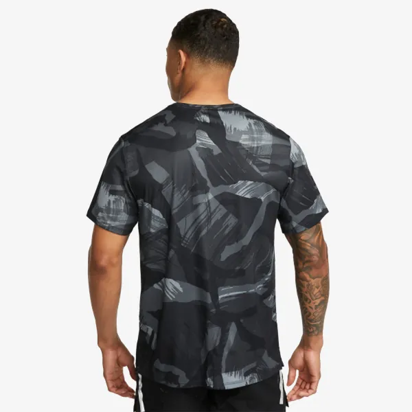 Nike Dri-FIT UV Miler 