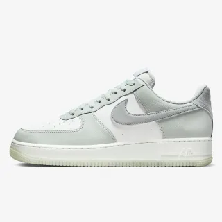 Nike Air Force 1 '07 LV8 2 