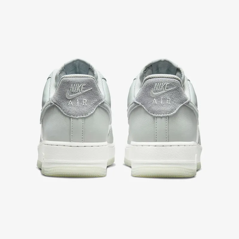 Nike Air Force 1 '07 LV8 2 