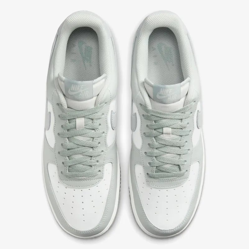 Nike Air Force 1 '07 LV8 2 