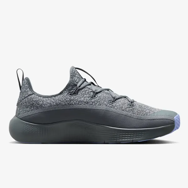 Nike LEBRON TR 1 