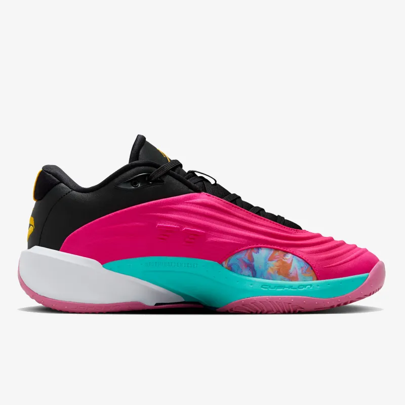 Nike Luka 3 