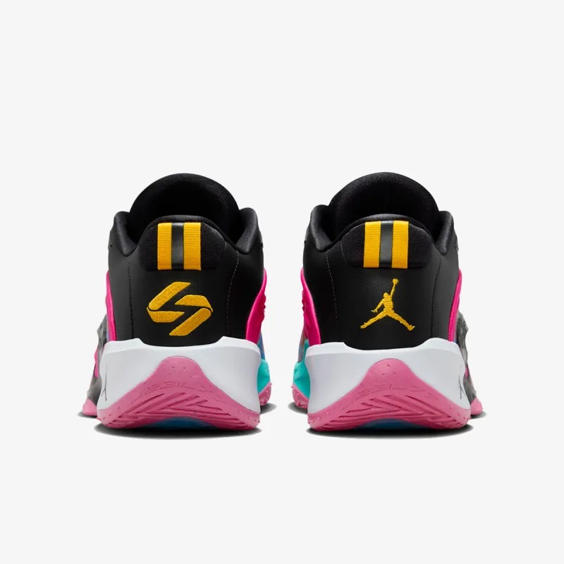 Nike Luka 3 