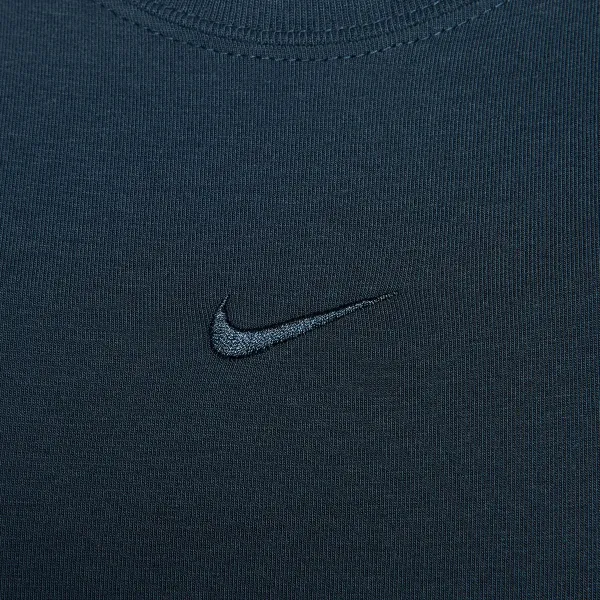 Nike Chill Knit 