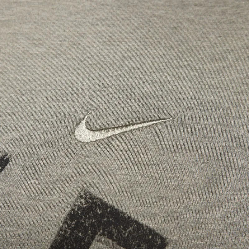 Nike Primary 
