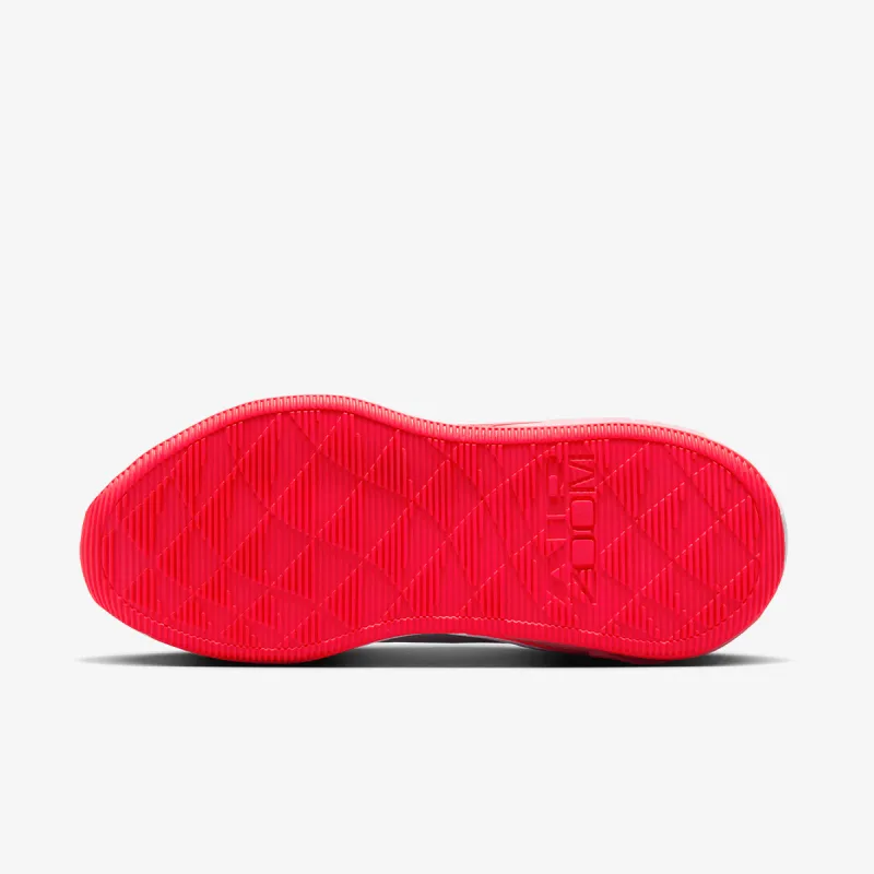 Nike Air Zoom Bella 7 