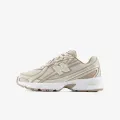New Balance K 740 