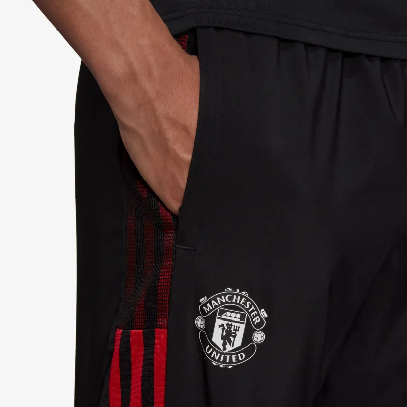 adidas Manchester United 21/22 Presentation 