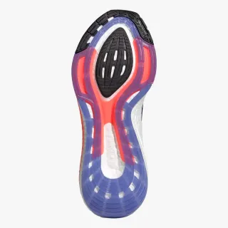 adidas ULTRABOOST 22 