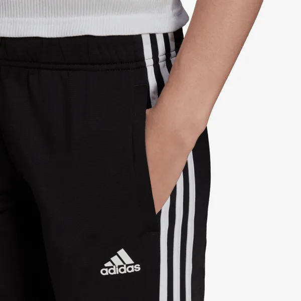adidas 3- Stripes 