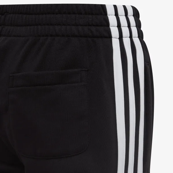adidas Essential 