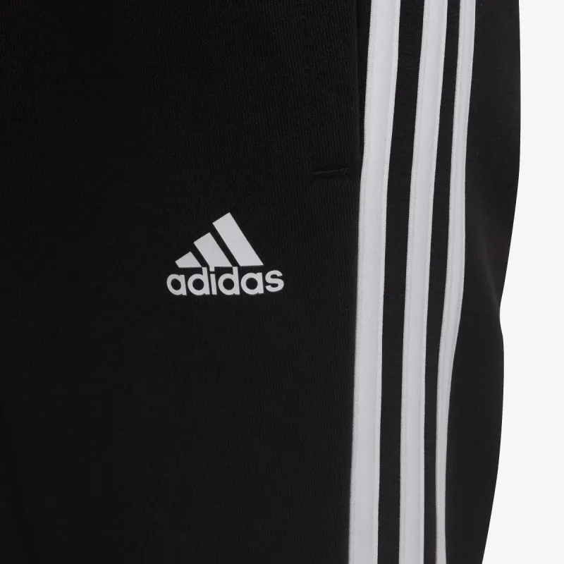 adidas Essential 