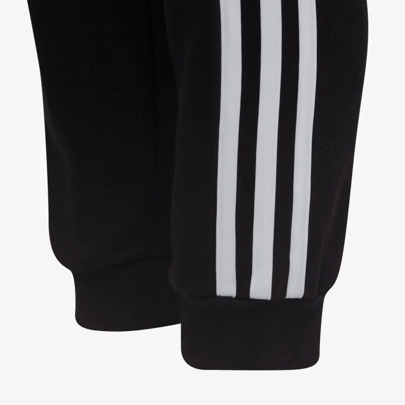 adidas Essential 