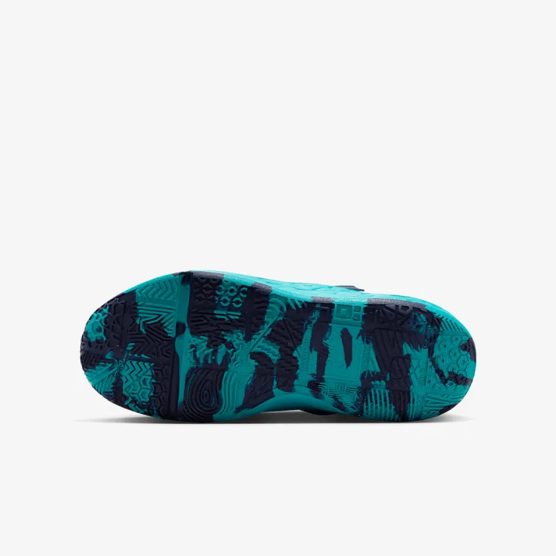 Nike TEAM HUSTLE D 12 (GS) 