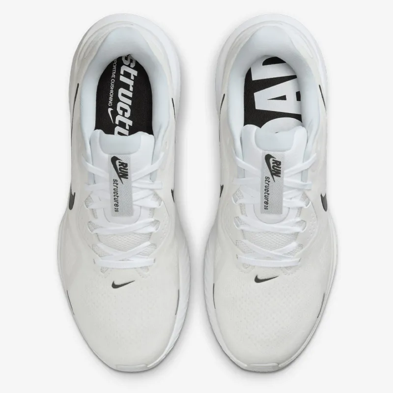 Nike Structure 26 