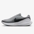 Nike NIKE REVOLUTION 8 