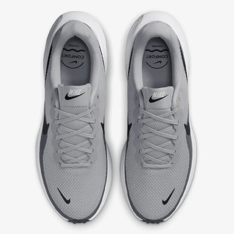 Nike NIKE REVOLUTION 8 