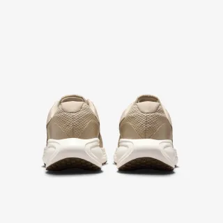 Nike NIKE REVOLUTION 8 