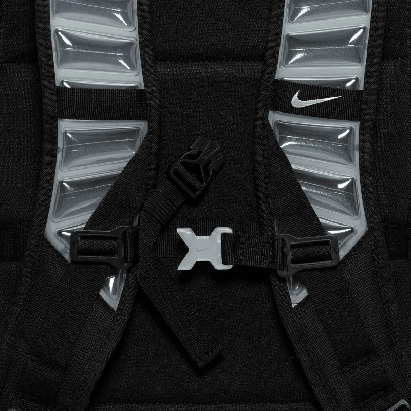 Nike Varsity Elite 