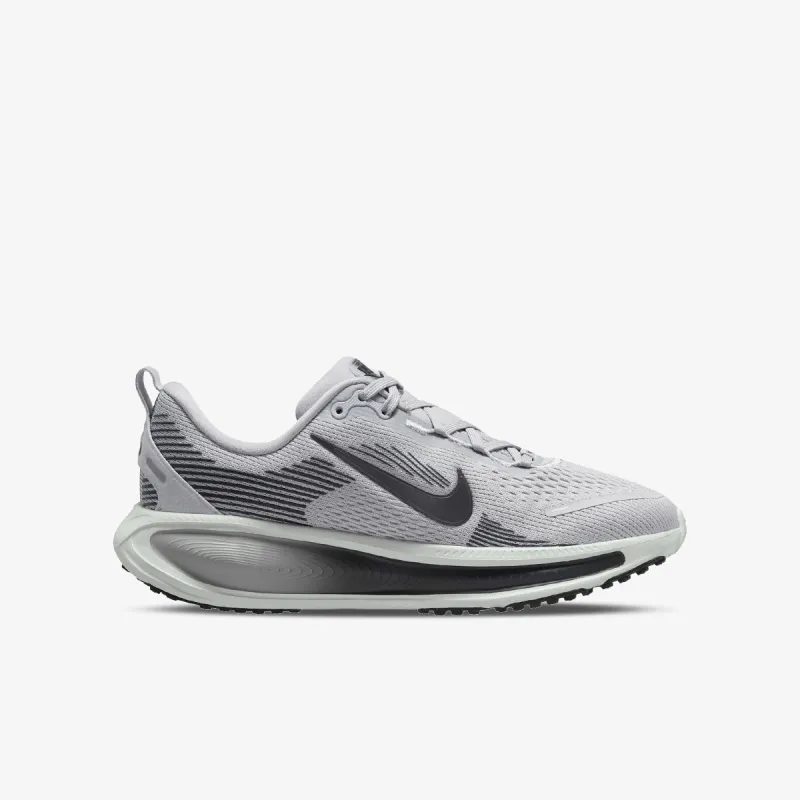Nike NIKE VOMERO 18 GS 