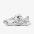 Nike W NIKE V5 RNR 