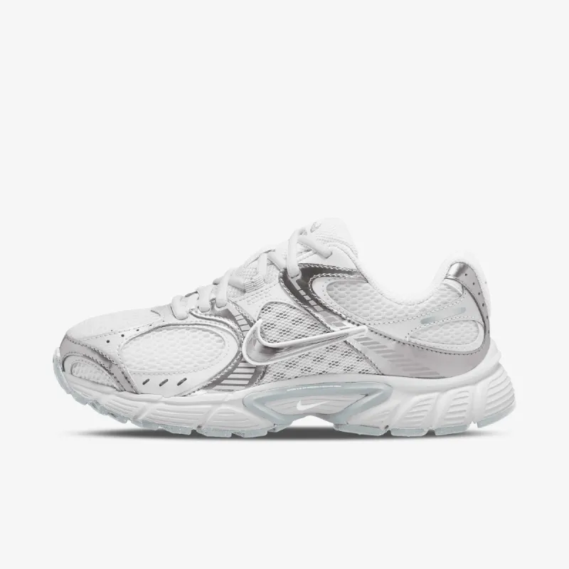 Nike W NIKE V5 RNR 
