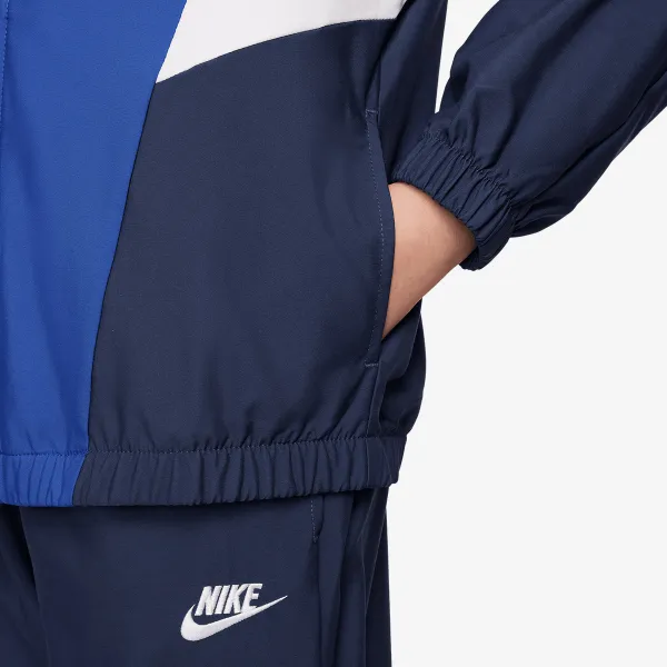 Nike Sportswear 