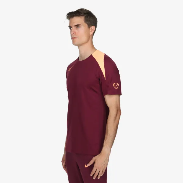 Nike Strike Total 90 