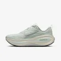 Nike W NIKE VOMERO PLUS 