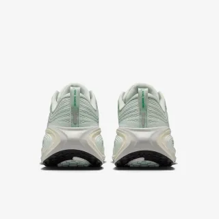 Nike W NIKE VOMERO PLUS 