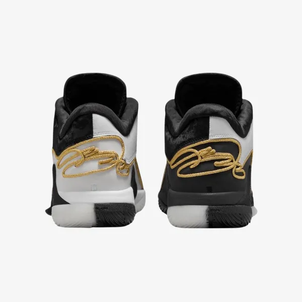 Nike LeBron XXII Split 