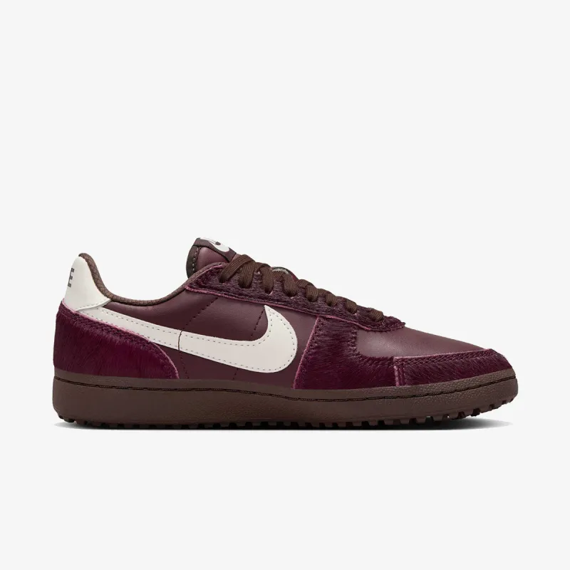 Nike Field General 