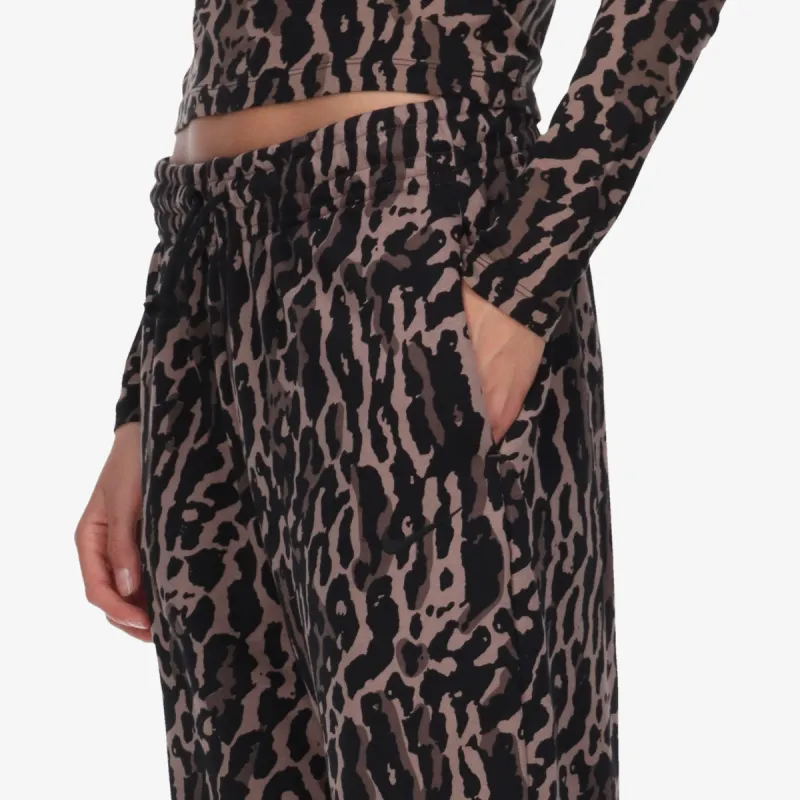 Nike Sportswear Phoenix 