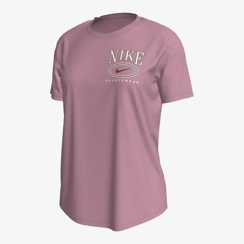 Nike Sportswear Club 