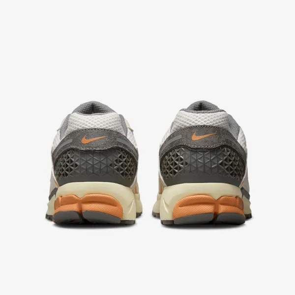 Nike Zoom vomero 5 app 