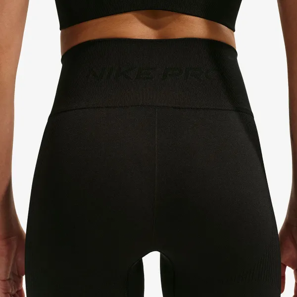 Nike Pro 