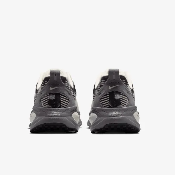 Nike W NIKE VOMERO 18 SE 