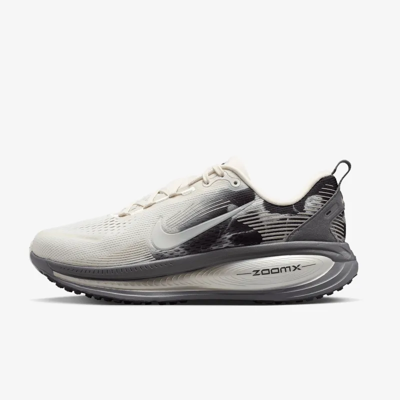 Nike W NIKE VOMERO 18 SE 
