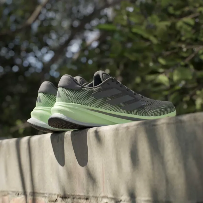 adidas Supernova 