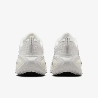 Nike Vomero Plus Run 