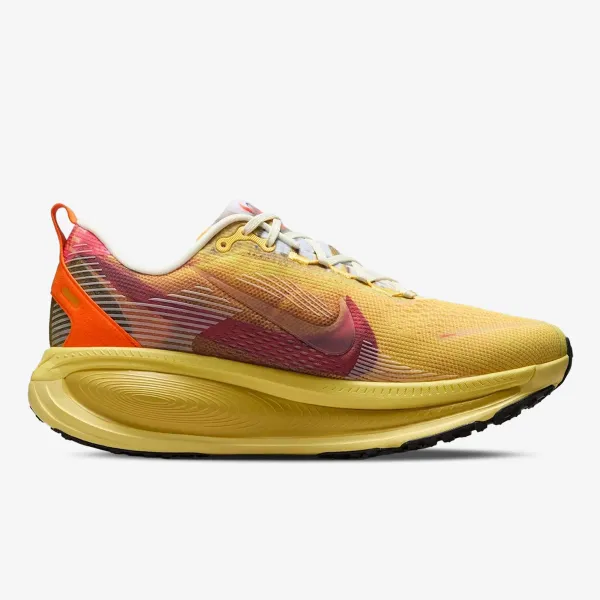 Nike Vomero 18 SE 