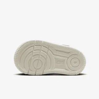 Nike FORCE 1 LOW EASYON LV8 1 BT N 