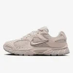 Nike V5 RNR SUEDE 