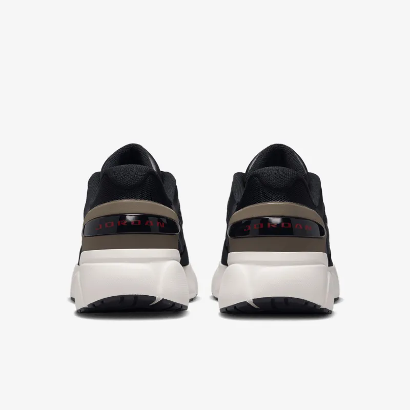 Nike JORDAN TRUNNER FLOW 
