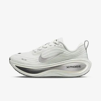 Nike W NIKE VOMERO PLUS ESS 