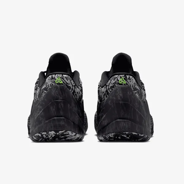Nike Giannis Freak 8 